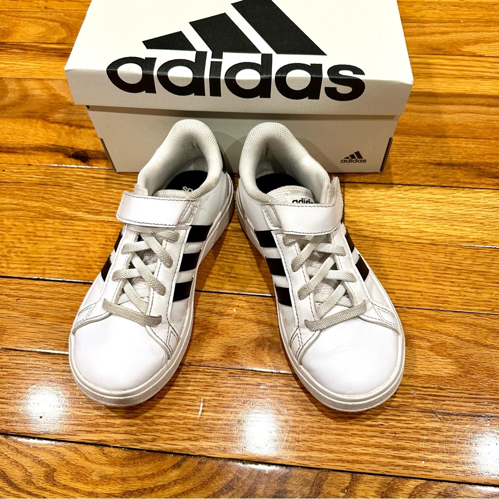 Adidas Grand Court Shoes kids boys sneakers size 12k white.